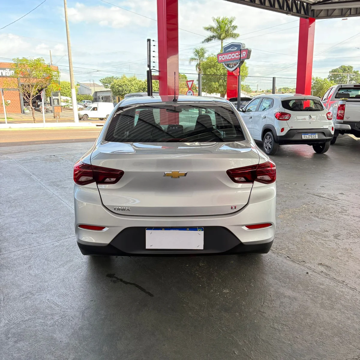 CHEVROLET ONIX PLUS LT 1.0
