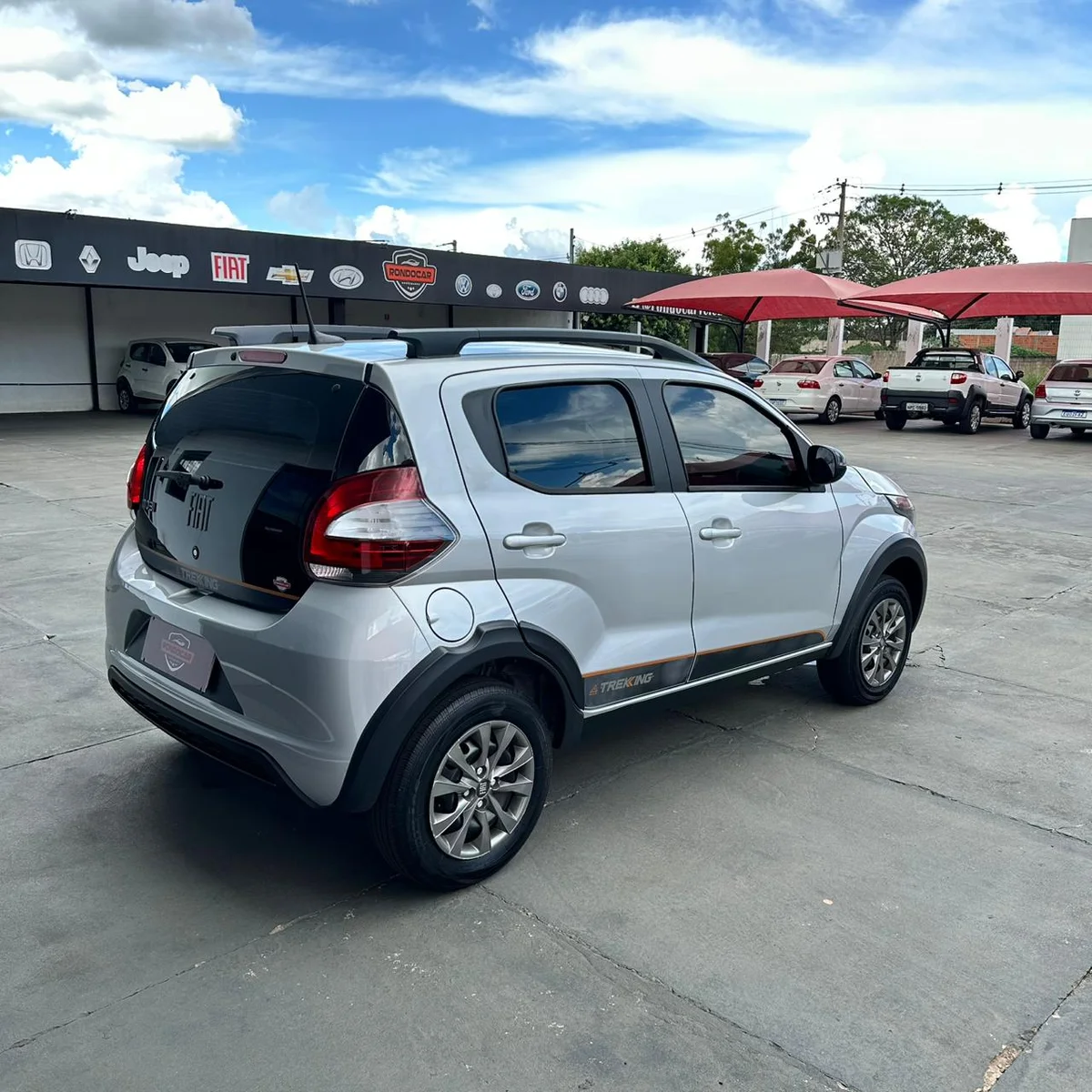 FIAT MOBI TREKKING 1.0MT
