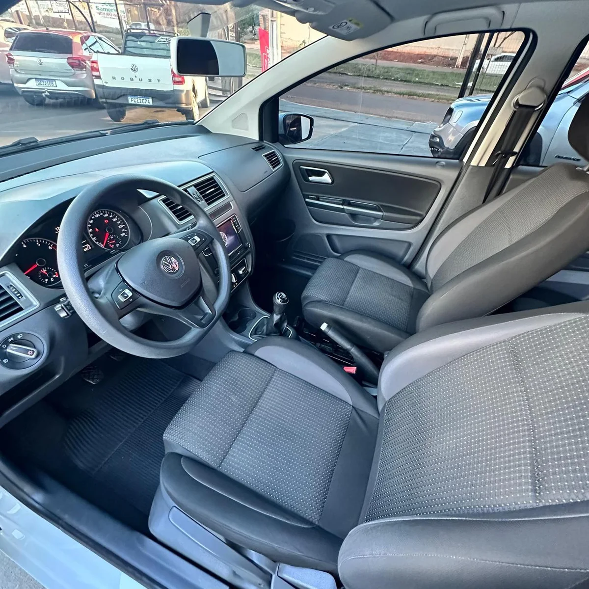 VOLKSWAGEN FOX CONECT 1.6 