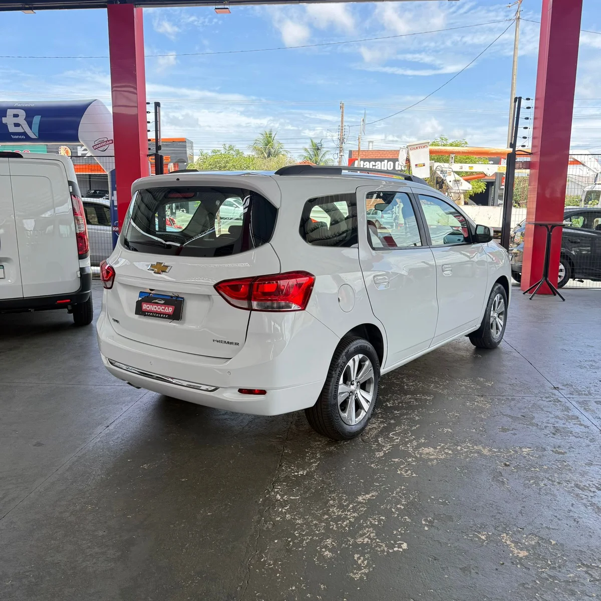 CHEVROLET SPIN PREMIER 1.8