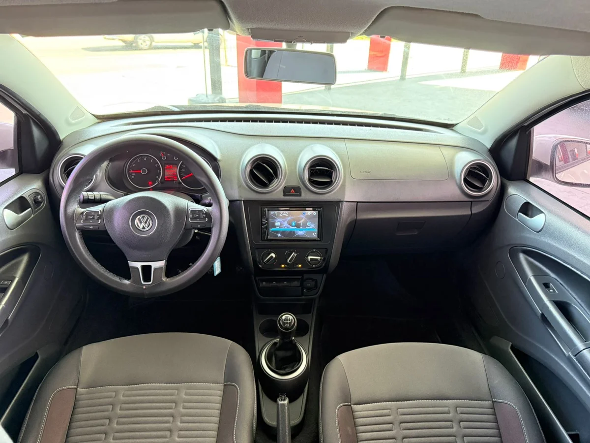 VOLKSWAGEN SAVEIRO HIGHLINE 1.6
