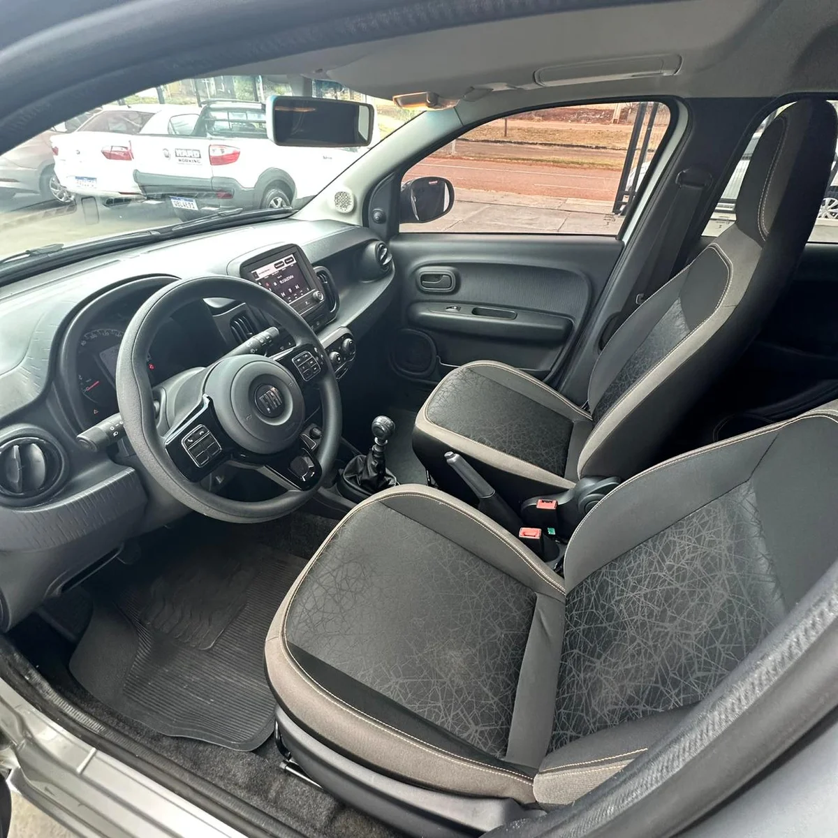 FIAT MOBI TREKKING 1.0MT
