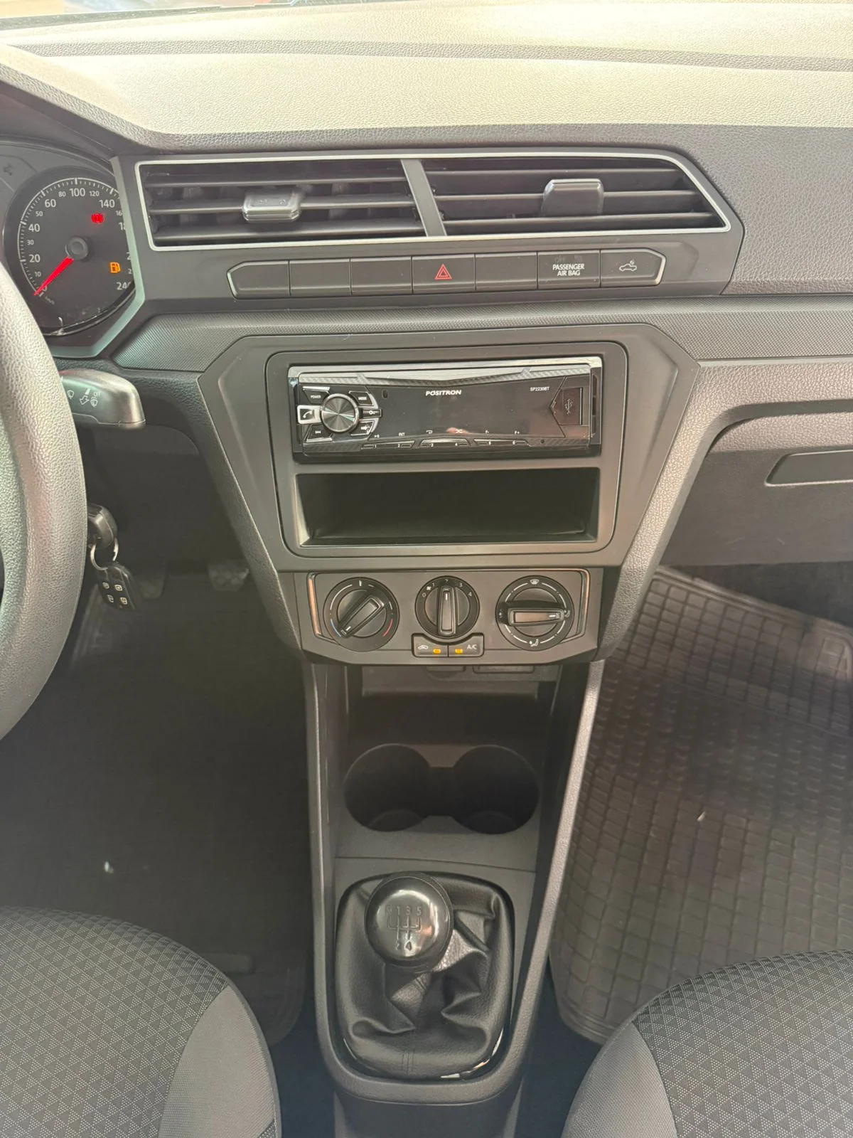 VOLKSWAGEN SAVEIRO ROBUST 1.6