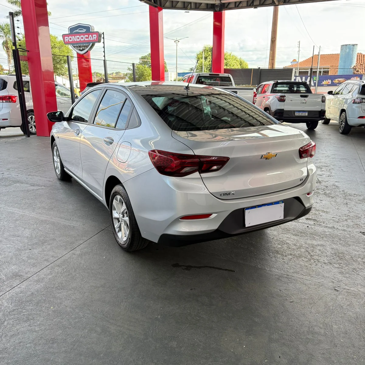 CHEVROLET ONIX PLUS LT 1.0