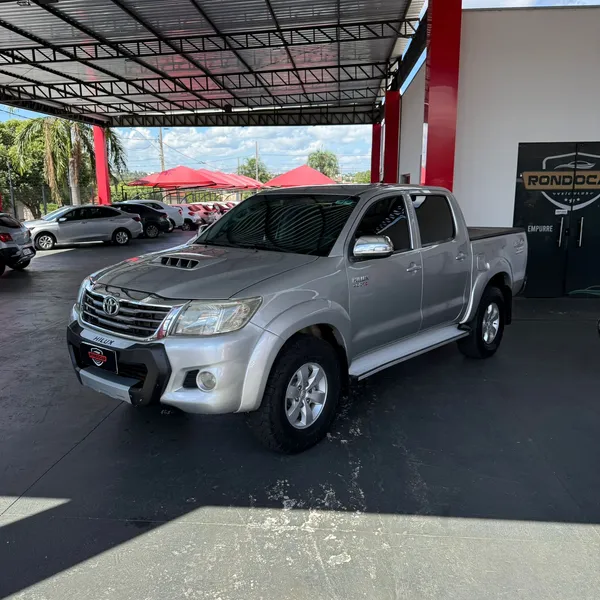 TOYOTA HILUX SRV