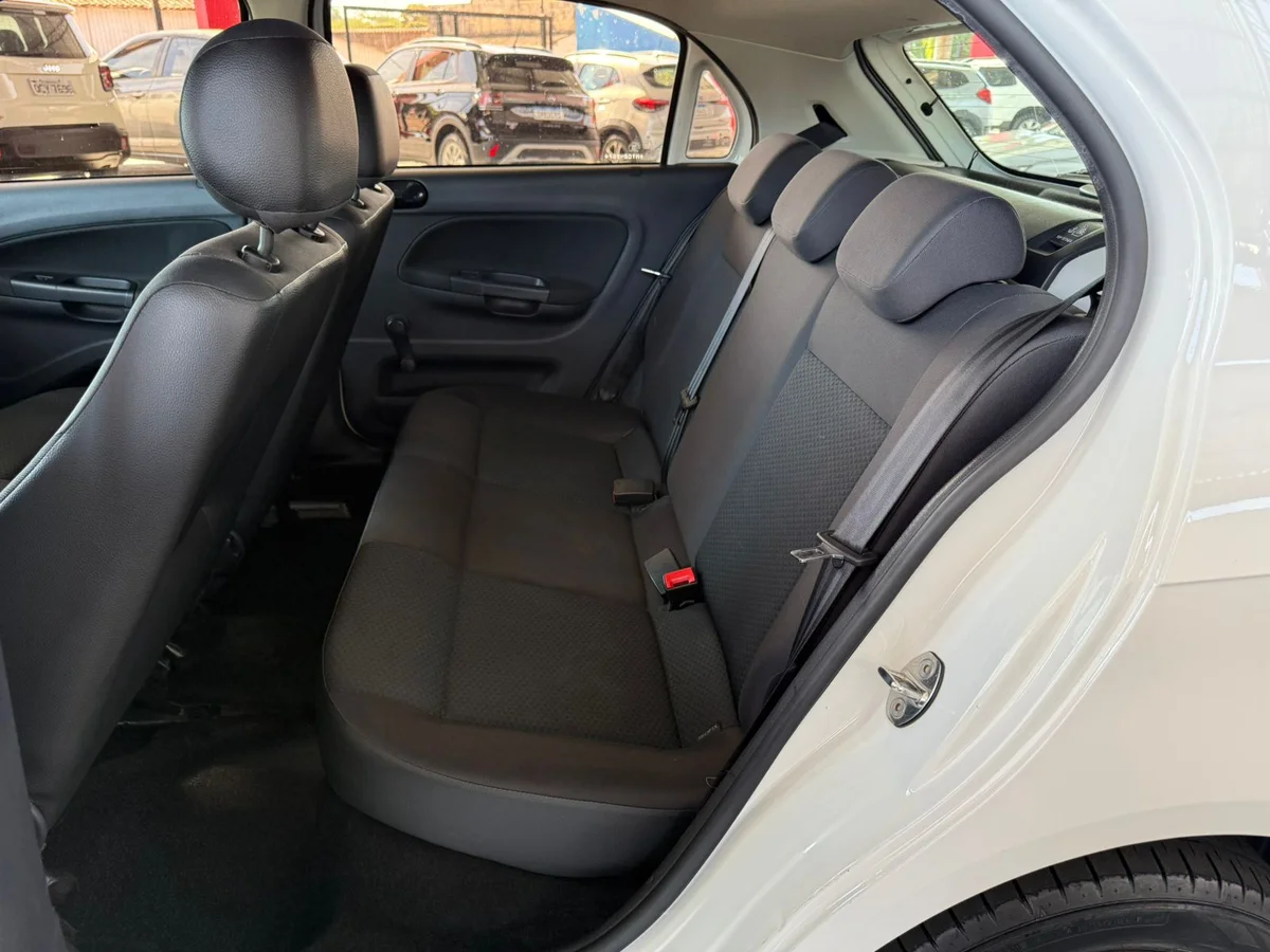 VOLKSWAGEN GOL MPI 1.0
