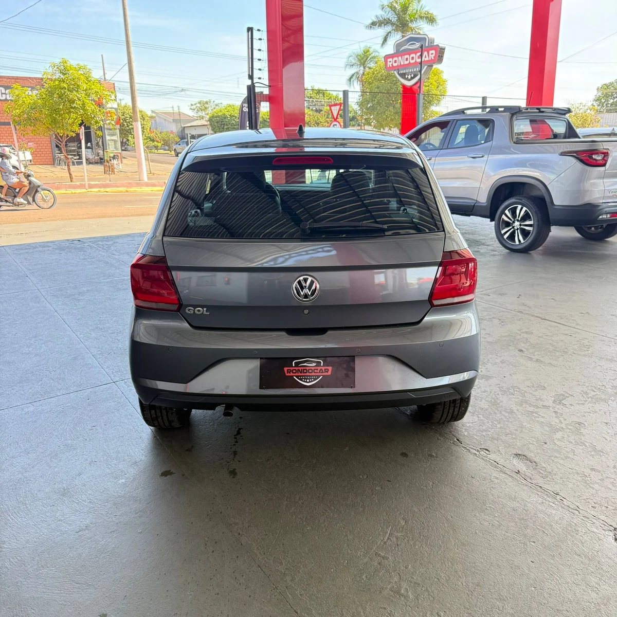 VOLKSWAGEN GOL MPI 1.0