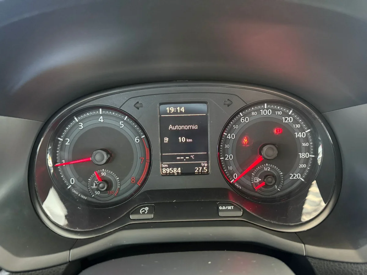 VOLKSWAGEN GOL MPI 1.0