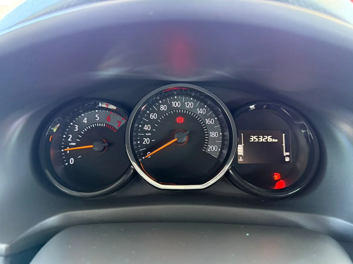 RENAULT LOGAN ZEN 1.0