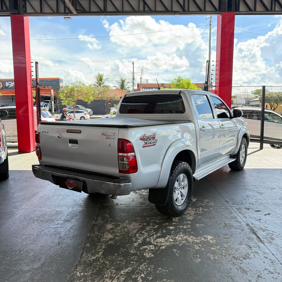 TOYOTA HILUX SRV