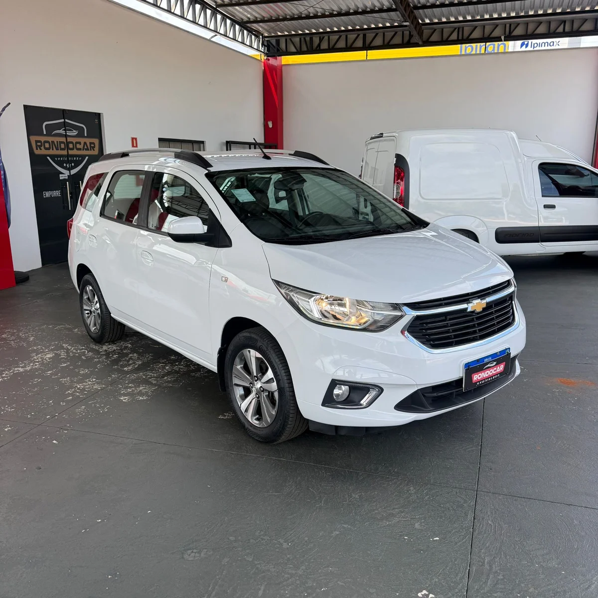 CHEVROLET SPIN PREMIER 1.8