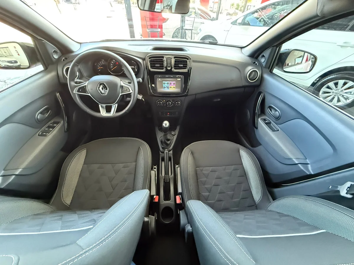 RENAULT LOGAN ZEN 1.0