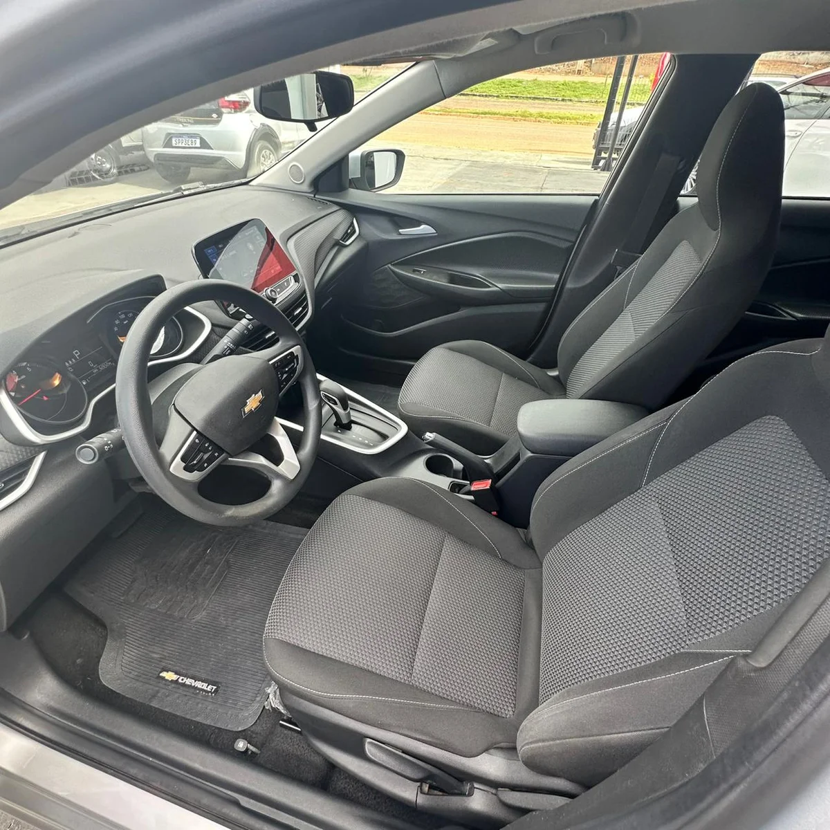 CHEVROLET ONIX PLUS 10TAT LT1