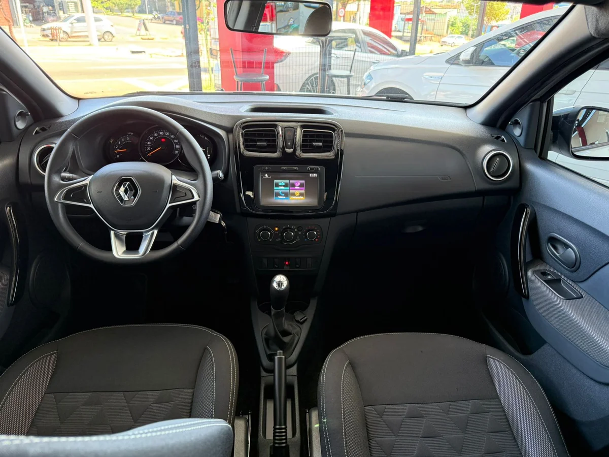 RENAULT LOGAN ZEN 1.0