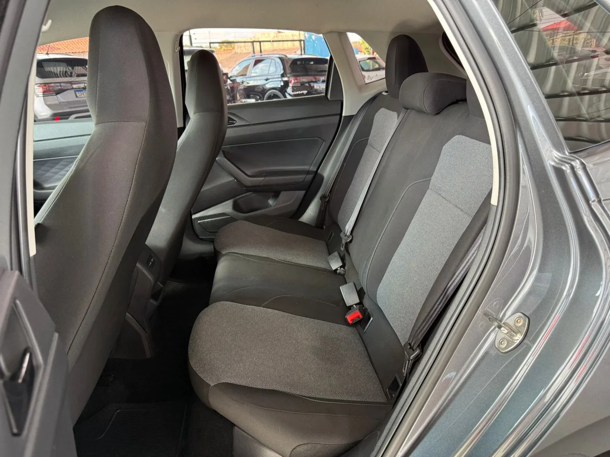 VOLKSWAGEN POLO COMFORTLINE TSI