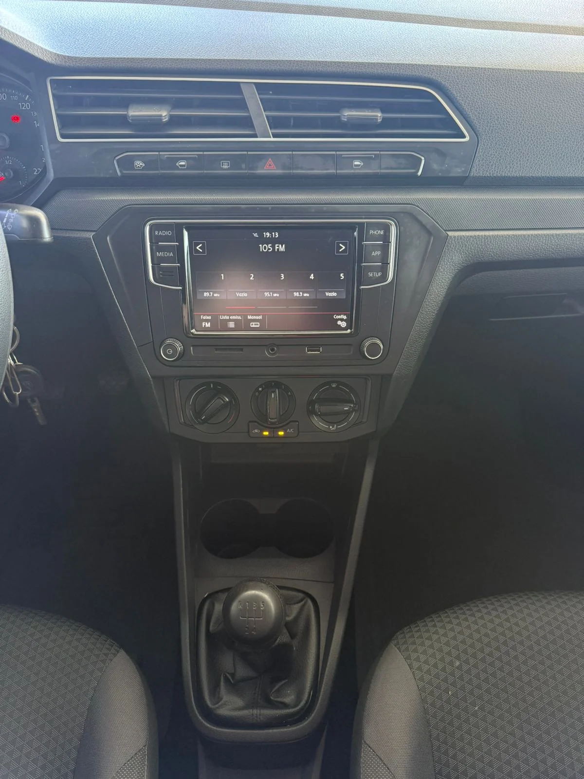 VOLKSWAGEN GOL MPI 1.0