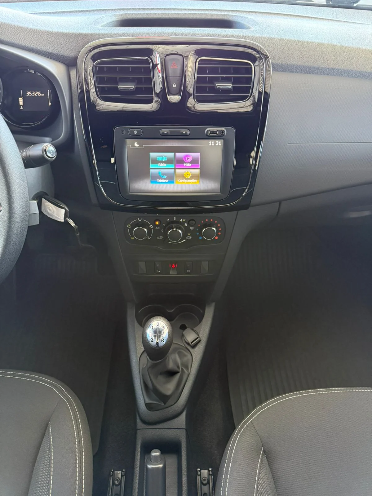 RENAULT LOGAN ZEN 1.0