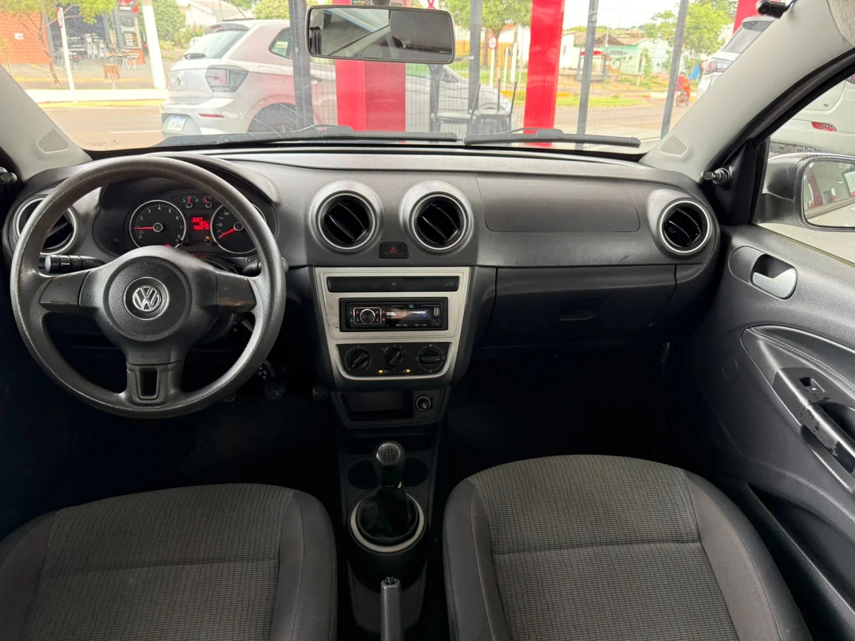 VOLKSWAGEN VOYAGE TL MB