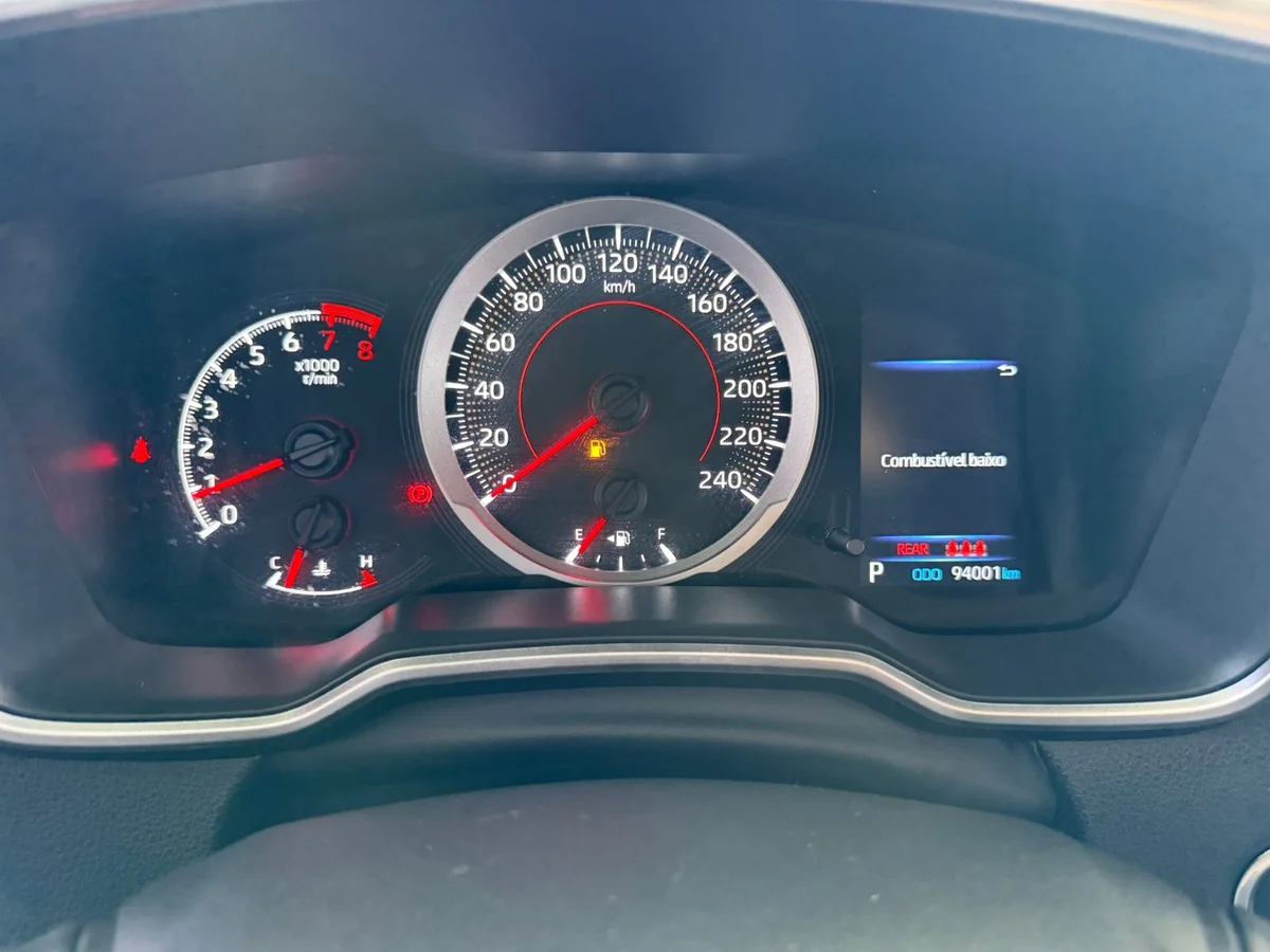 TOYOTA COROLLA XEI 2.0