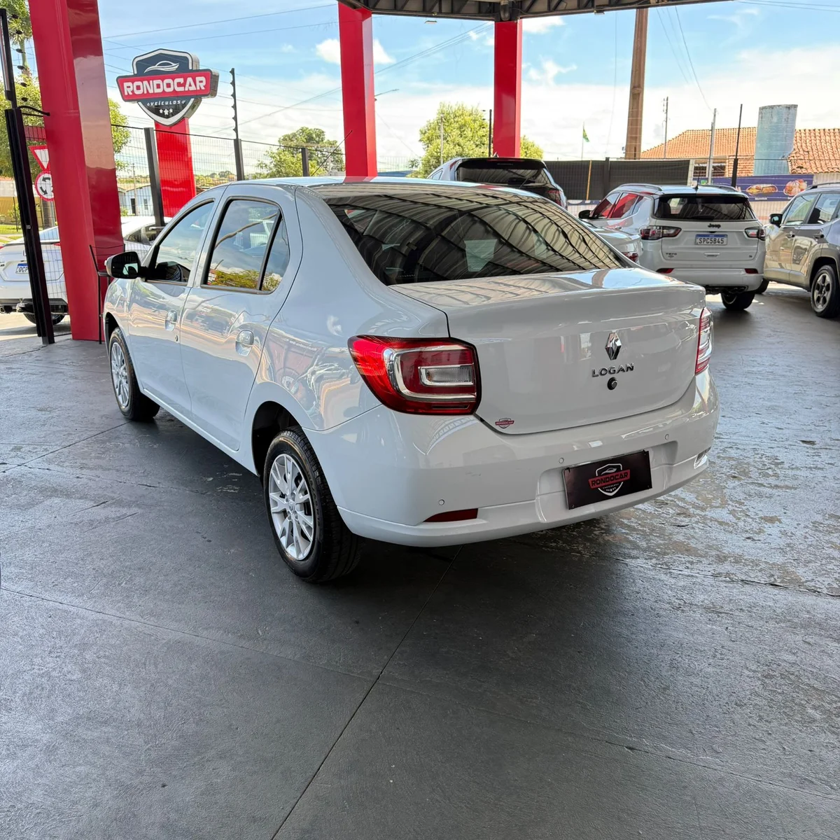 RENAULT LOGAN ZEN 1.0